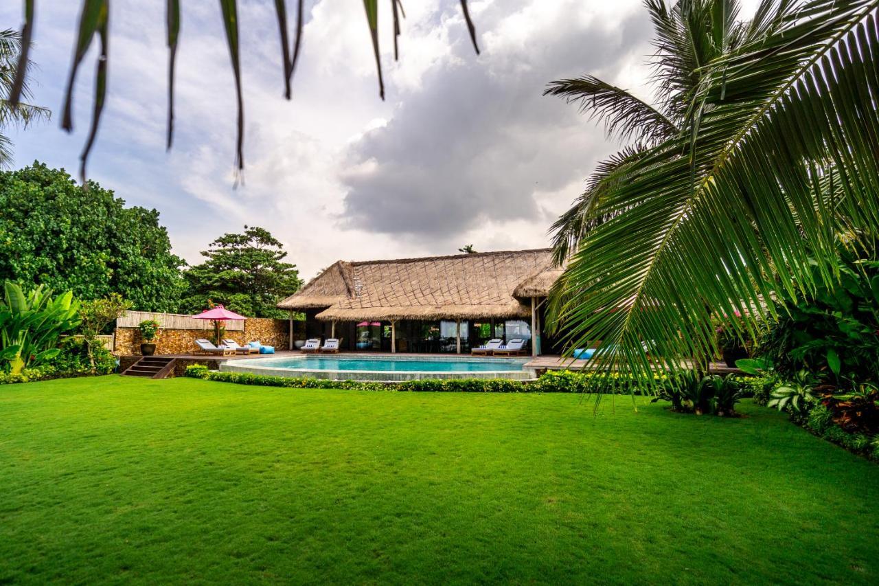 Villa Jac Selong Belanak Exterior foto
